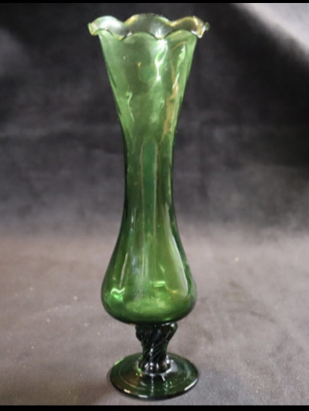 Vintage Hand-Blown Emerald Green Footed Ruffled Lip 8" Vase